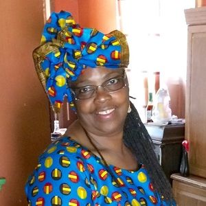 Meet your Posher, Lorraine c